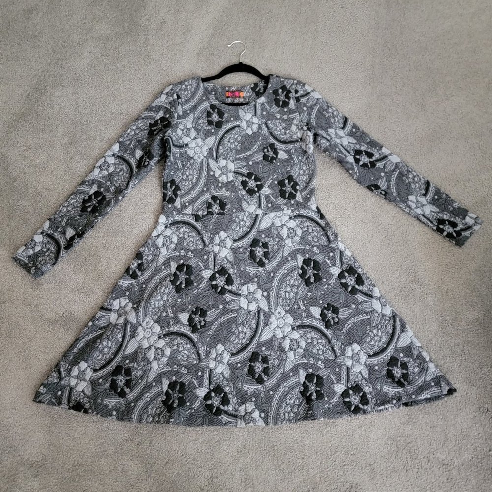 NWT Isle by Melis Kozan Fit & Flare Dress XS